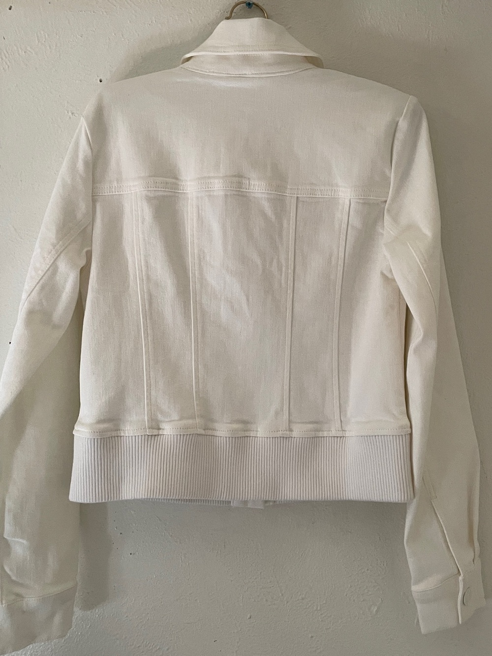 Cabi Everyday White Cotton Stretch Denim Trucker Bomber Jacket XXS EUC - Picture 6 of 7